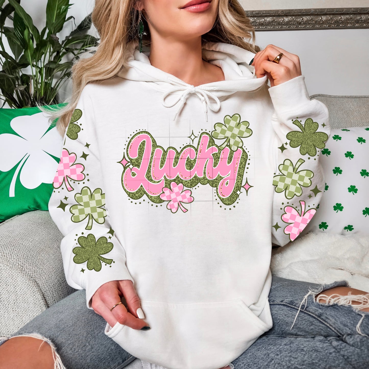Lucky with Optional Sleeve